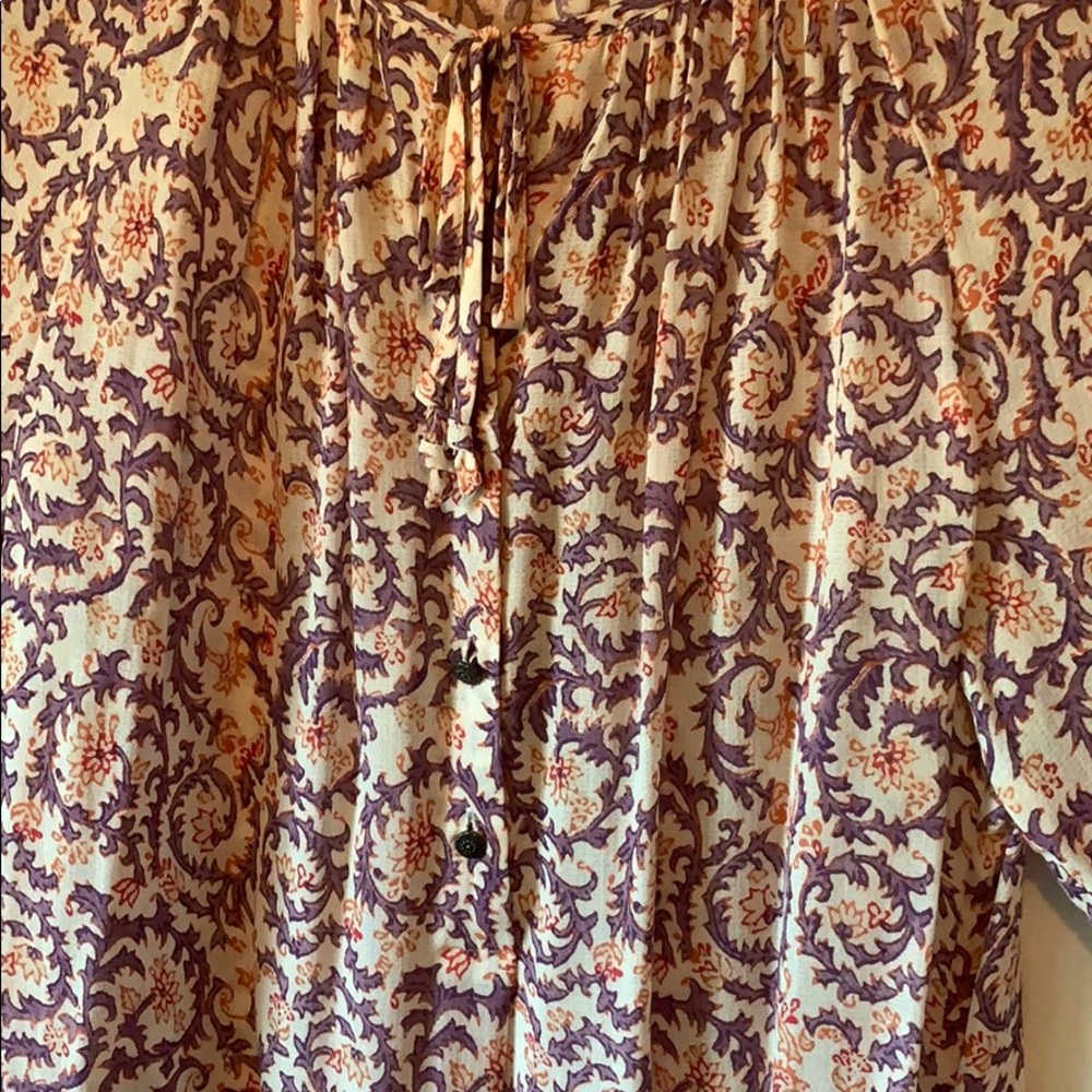 patterned blouse - Picture 2 of 4